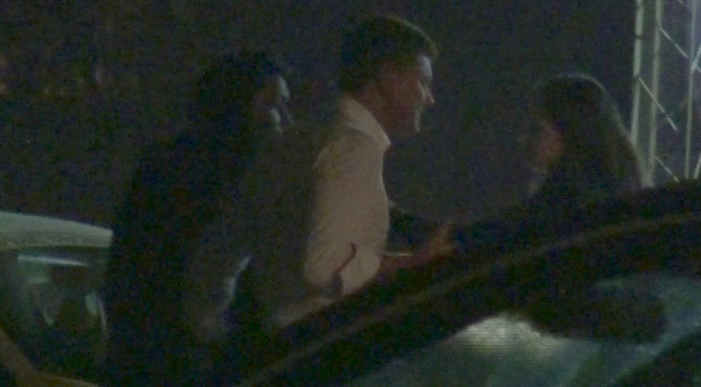 Boureanu nu i-a dat drumul brunetei nicio clipa