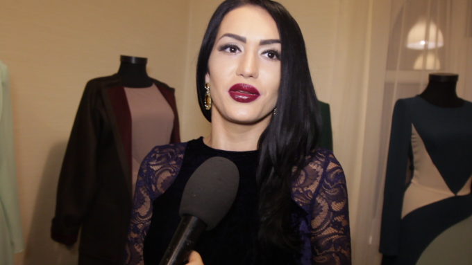 Tanara si-a marit si buzele