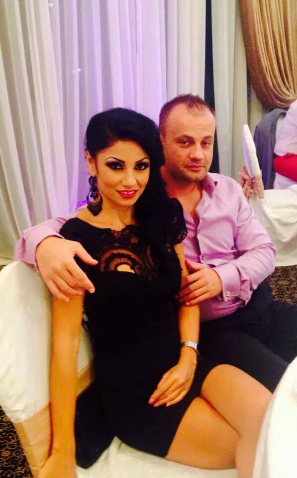 Monica s-a logodit recent