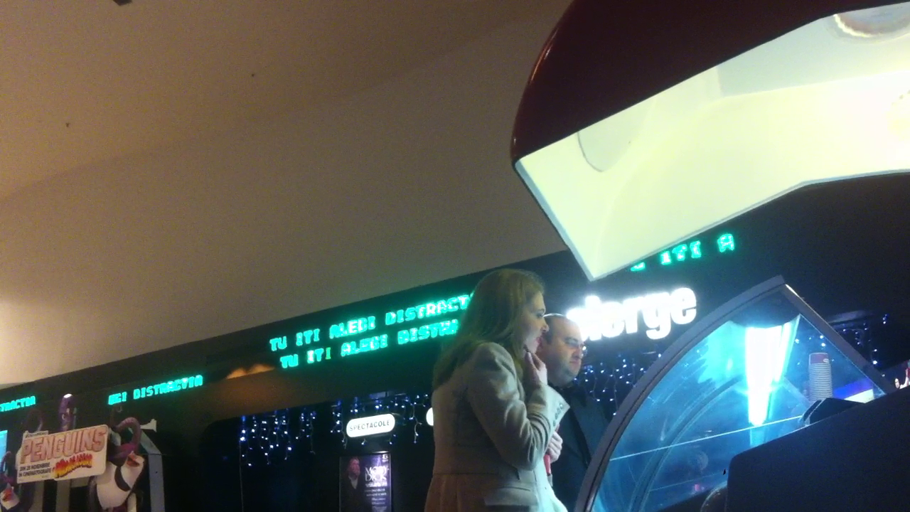 CRistina Faighel pofteste deja in fata galantarului