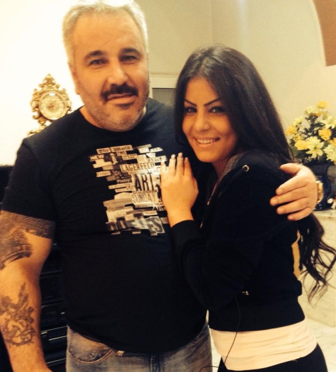 Nicoleta Balint alaturi de tatal sau, Vasile Balint