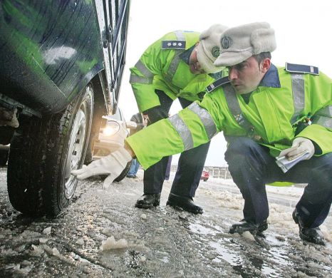 Soferii fara anvelope de iarna pe masini nu a fost iertati nici in ultima zi a anului