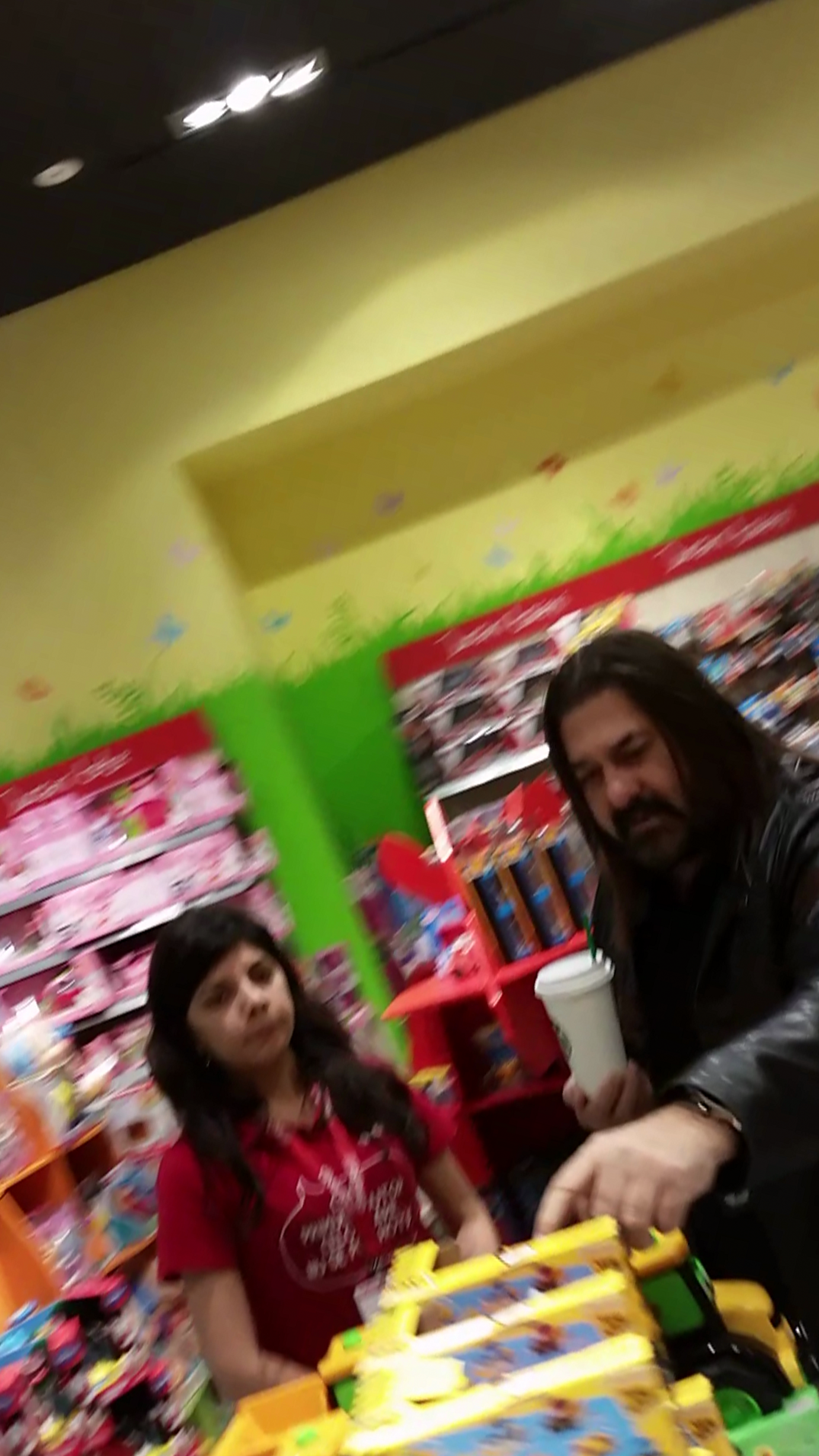 Lamuririle vin imediat, de la vanzatoare