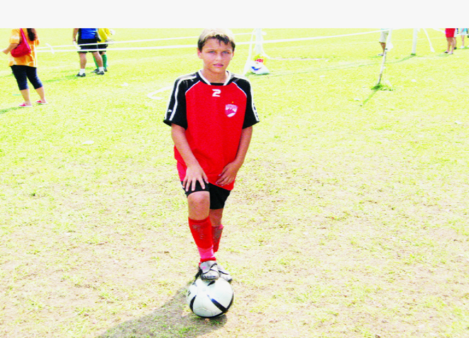 In trecut, fiul lui Ionel Ganea a mai evoluat in tricoul lui Dinamo, echipa lui de suflet