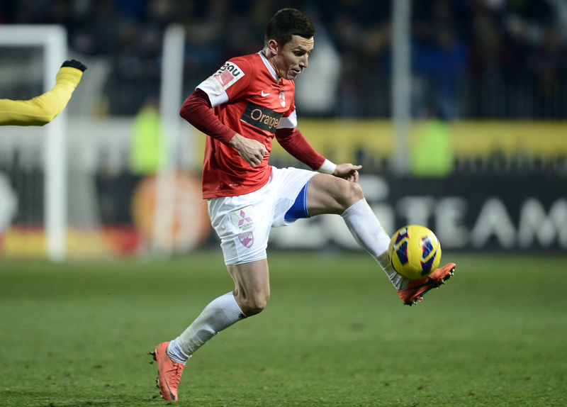 In acest moment, Dinamo are un singur fundas stanga in lot. Este vorba de Steliano Filip