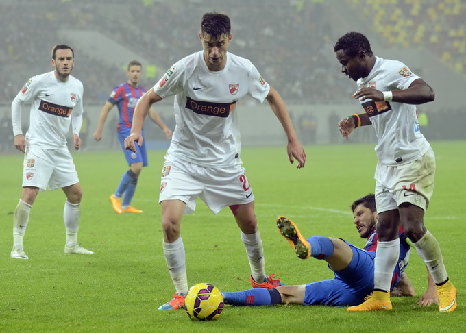 In 2014, Ionut Nedelcearu a debutat in prima echipa a lui Dinamo