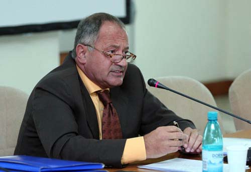 Jurnalistul a apelat la cai extraordinare de atac