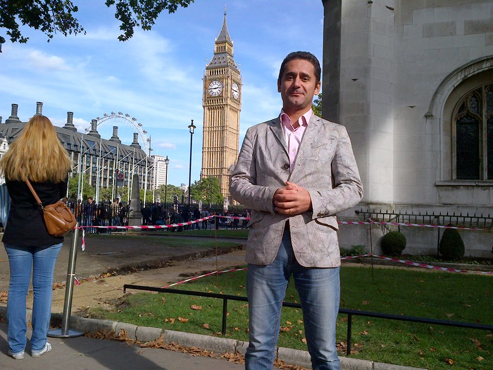 Gabriel si sotia lui sunt impreuna de 16 ani