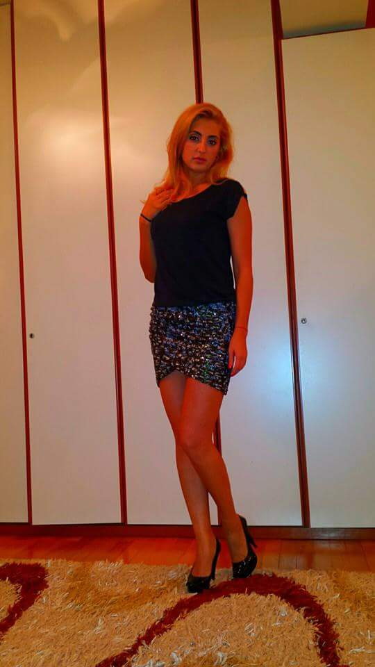 Fosta sotie a lui Raducanu pozeaza in ipostaze sexy