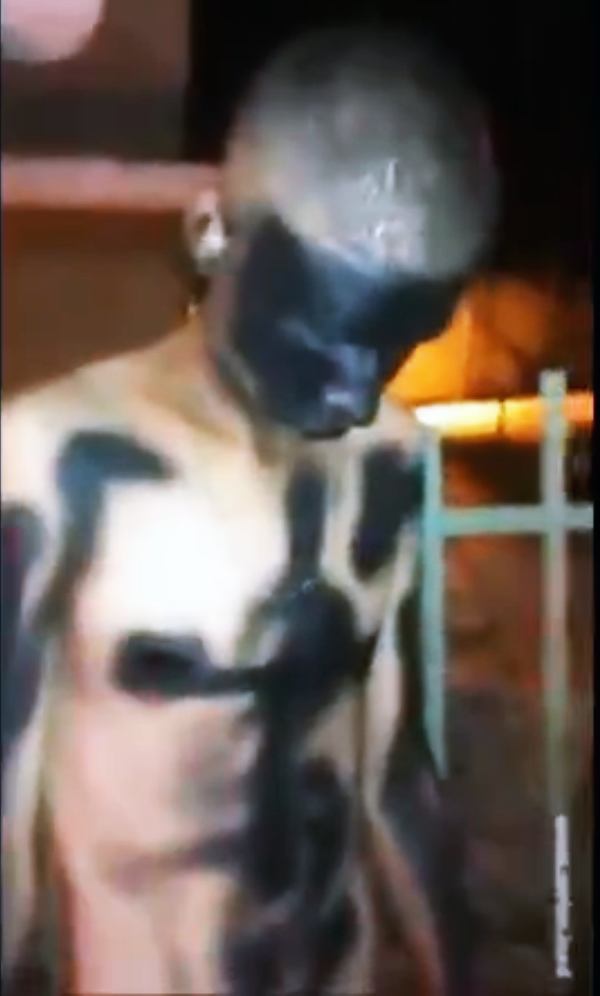 Tinerii au fost pictati de politisti