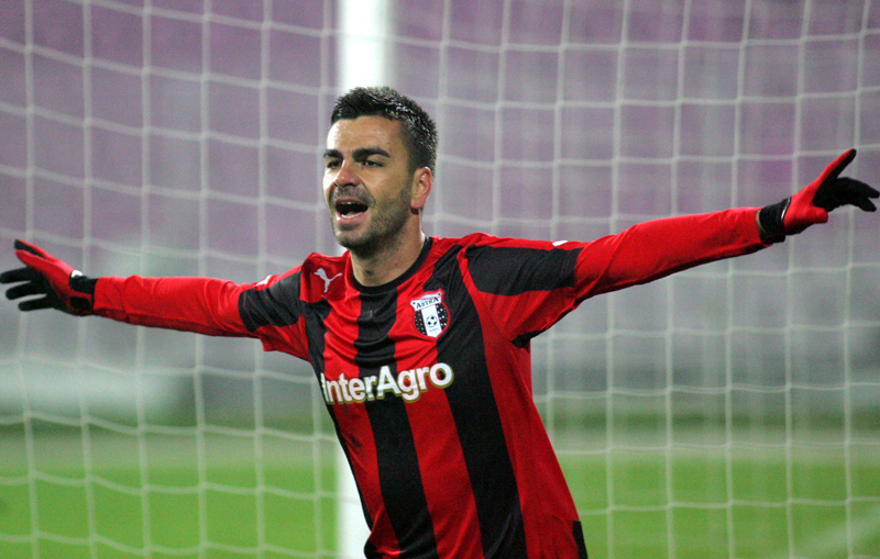 Cristescu a mai jucat la FC Brasov, 