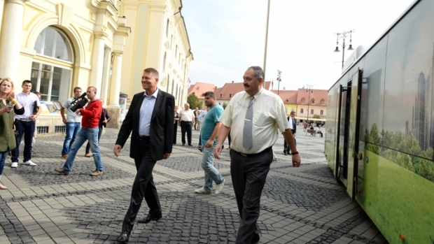 Cristian-Gheorghe Pavel si Klaus Iohannis (foto:turnulsfatului.ro)