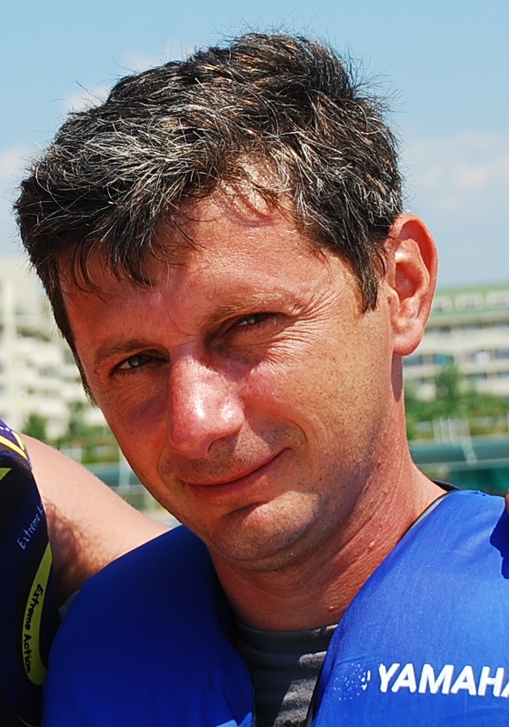 Acesta este Florin, patronul batut si apoi umilit de anchetatori