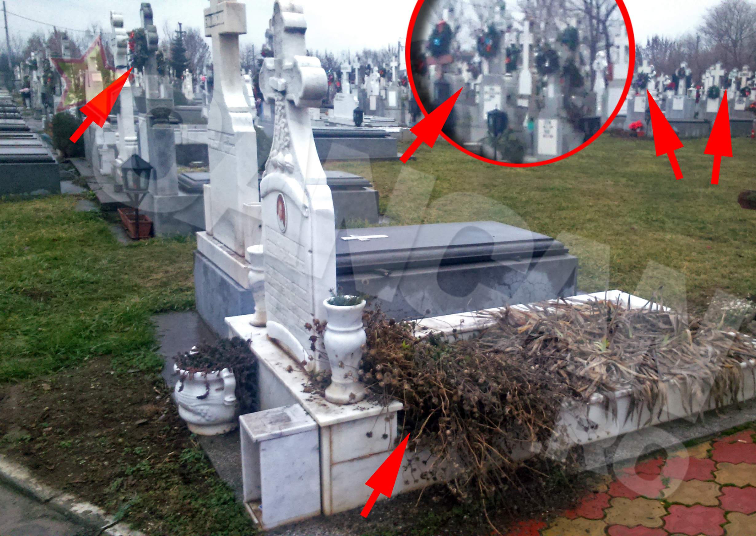 Daca la toate celelalte morminte sunt puse coronite de brad, la cel al lui Ioan Banicioiu nu exista asa ceva