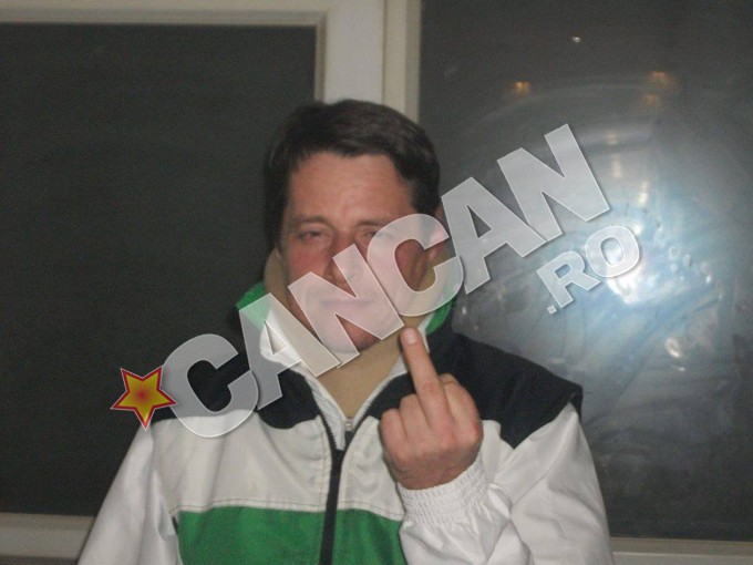 Barbatul nu reuseste sa-si gaseasca de lucru in tara