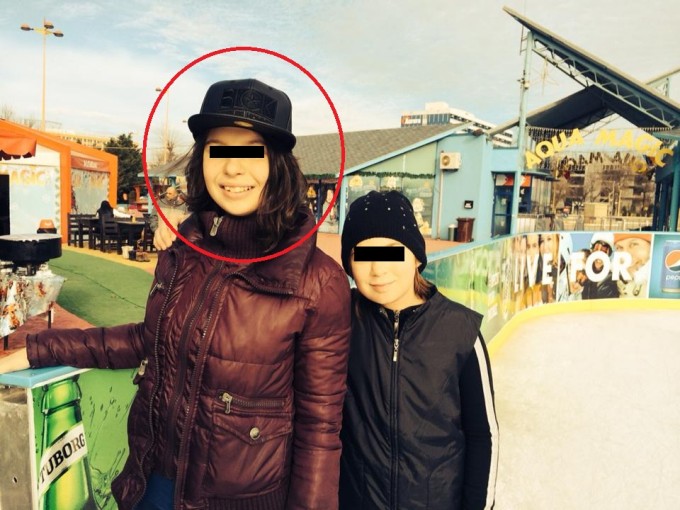 Fetita asistentei a ramas in grija bunicilor