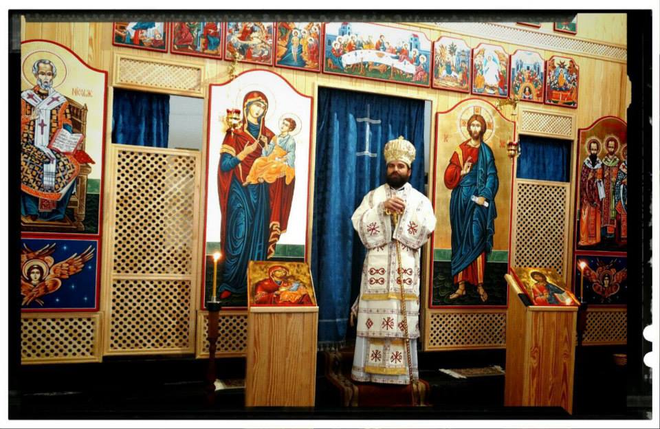 Preotul a plecat din Romania in 2011