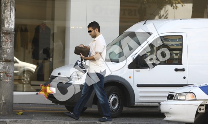 Vasile Crestin Junior este rasfatatul familiei