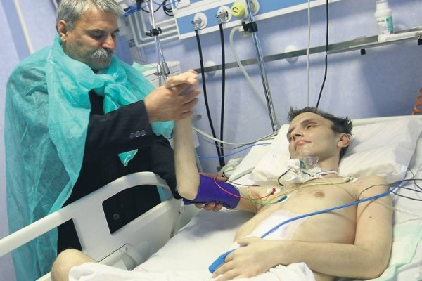 Tatal lui Codrut Oprea este acuzat ca a fugit cu banii de donatii