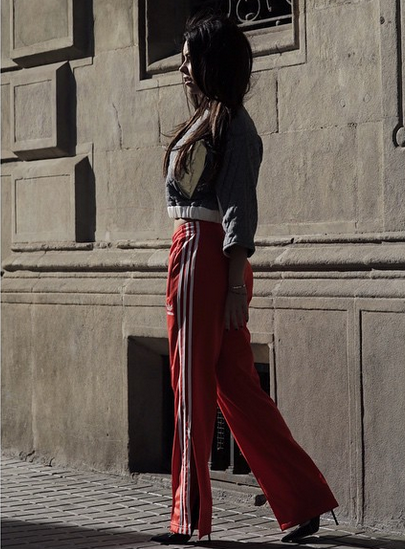 Asa a iesit Inna pe strada