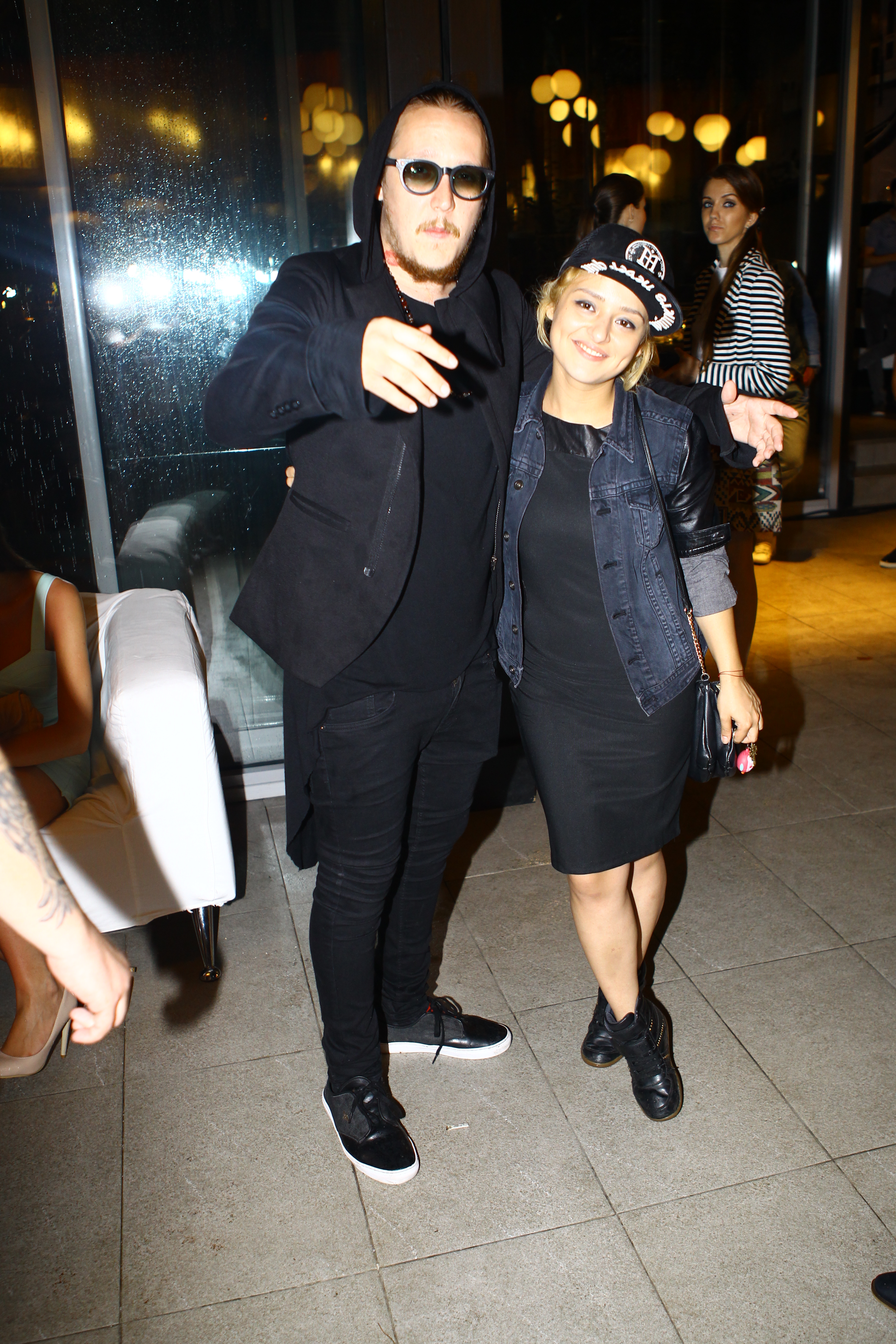 What's Up si Simina sunt logoditi de doi ani