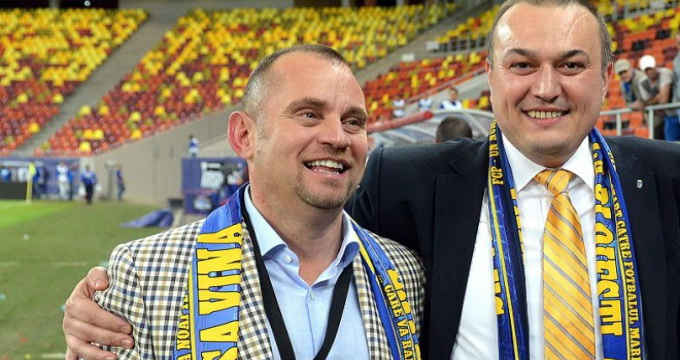 Daniel Capra (dreapta) a ajuns dupa gratii