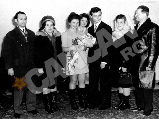 Fotografii de arhiva de la cununia fostului presedinte Basescu