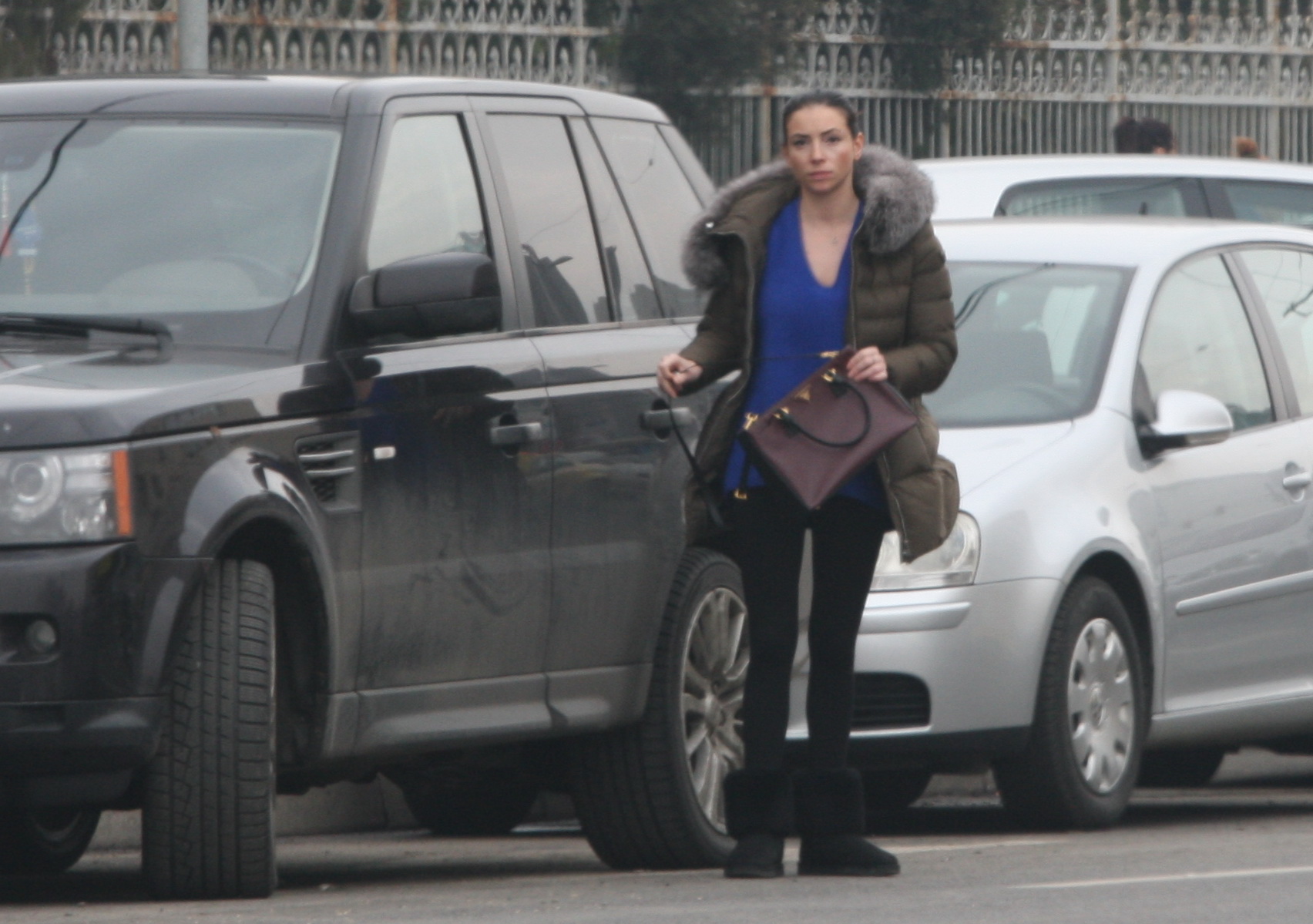 Cat timp Marius a fost plecat in cantonament, Cristina a condus masina fotbalistului si s-a intors la Lache