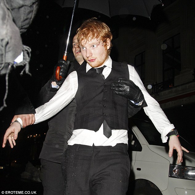 Ed Sheeran s-a imbatat crunt
