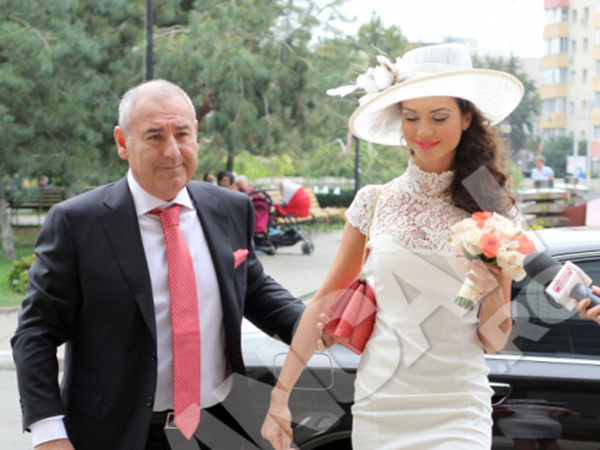 Cocos si actuala lui sotie