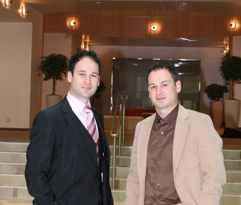 Robert si Ionut Negoita