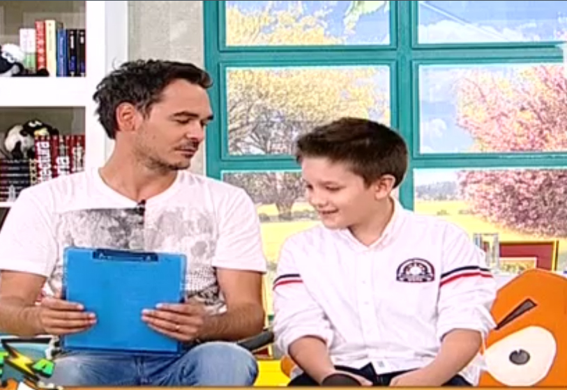 Razvan ar fi trebuie sa faca parte din juriul noii emisiuni de la ANtena. Nu a fost sa fie