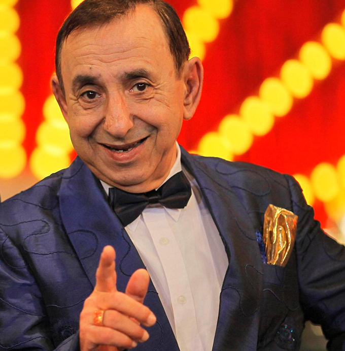 Desi nu avea un fizic tocmai de invidiat, Nae avea un succes nebun in randul femeilor