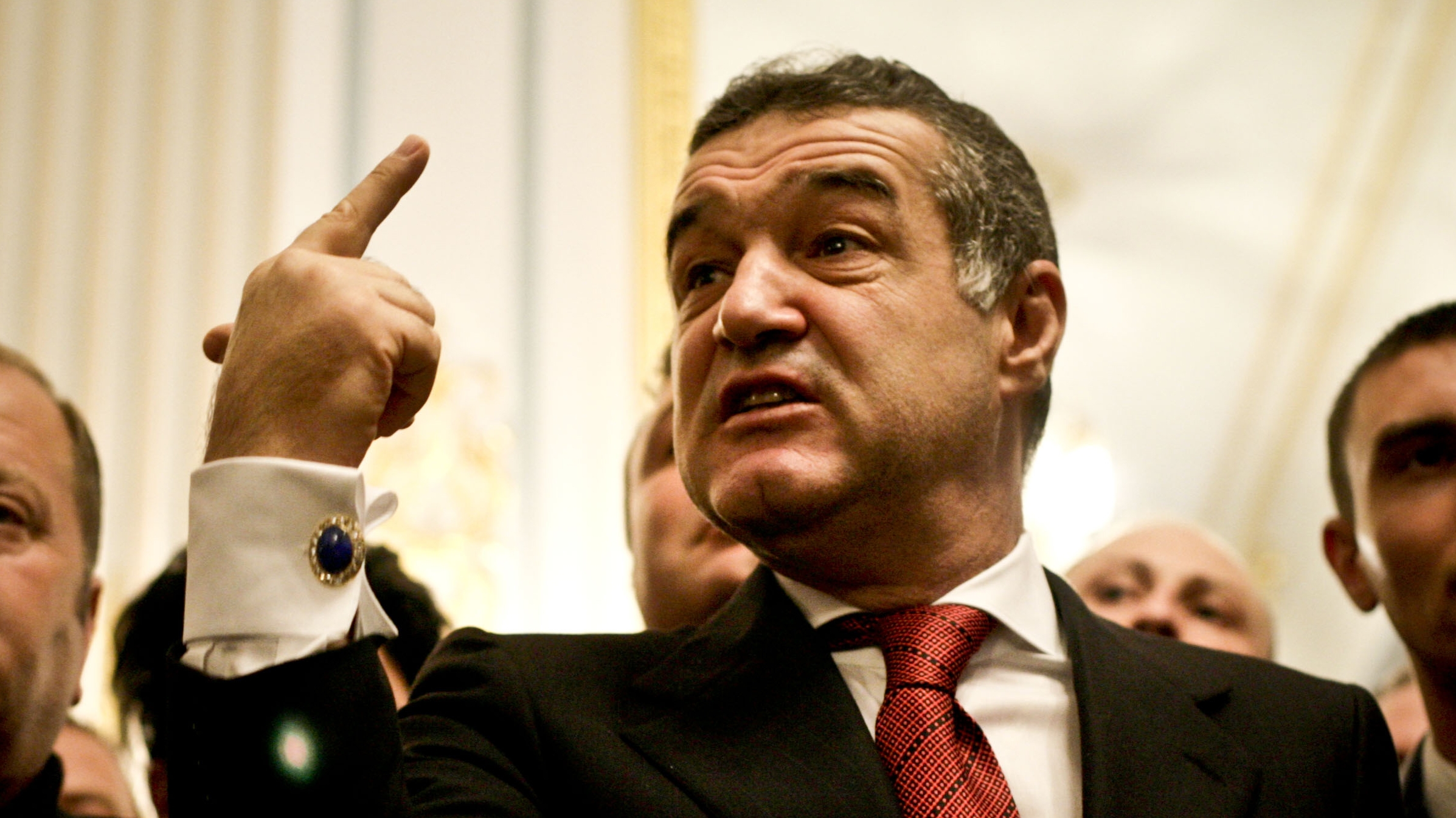 Gigi Becali a stat dupa gratii 20 de luni
