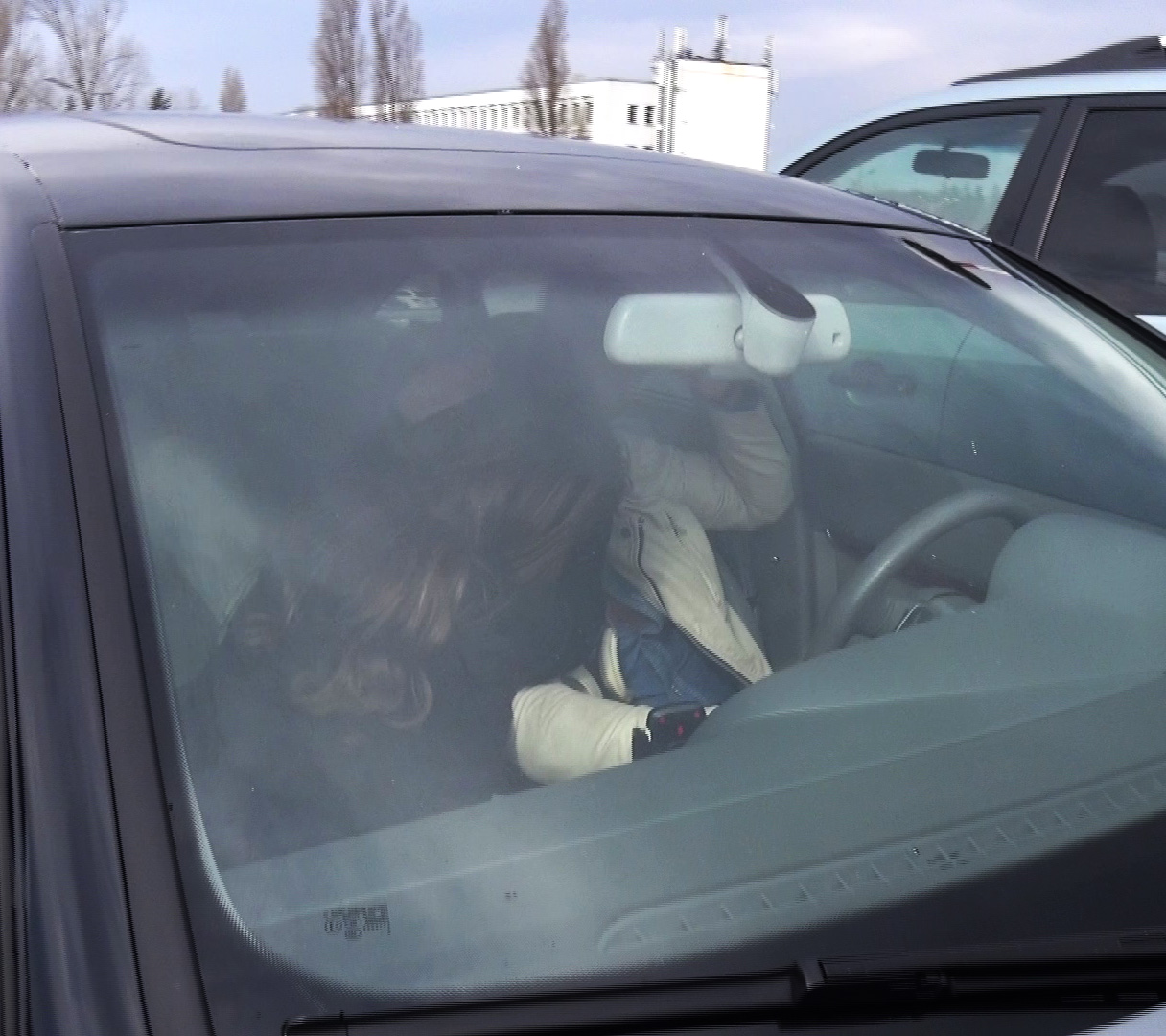 Actorul si-a sarutat cu foc iubita