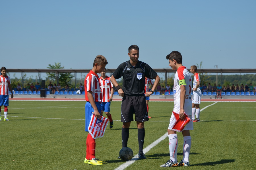 Robert Ion este unul dintre cei mai talentati pusti de la ccoala de fotbal Regal Sport