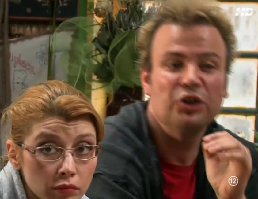 Helciug este acuzat ca nu pune osul la treaba