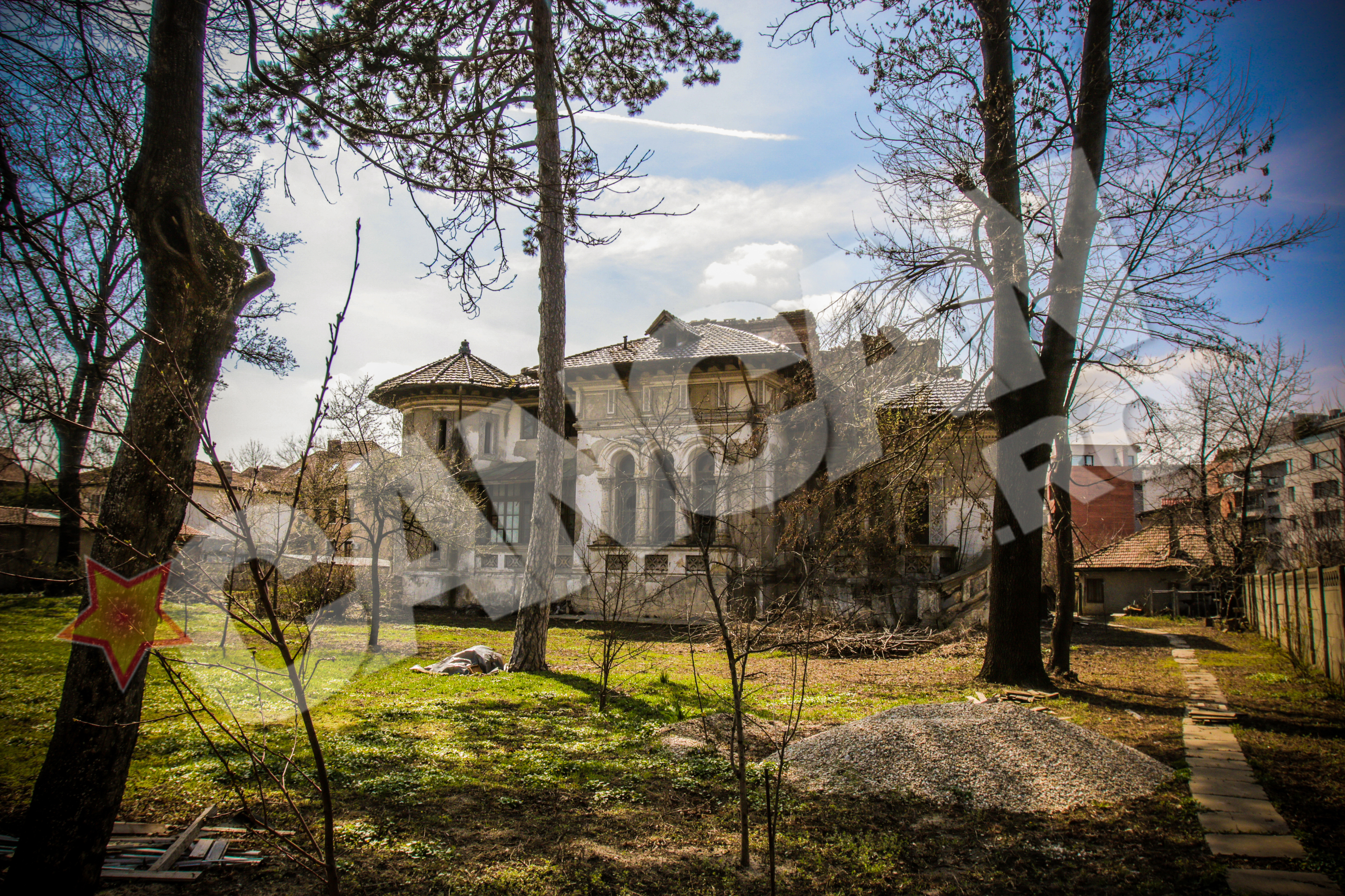 Casa Miclescu a ajuns intr-un stadiu avansat de degradare