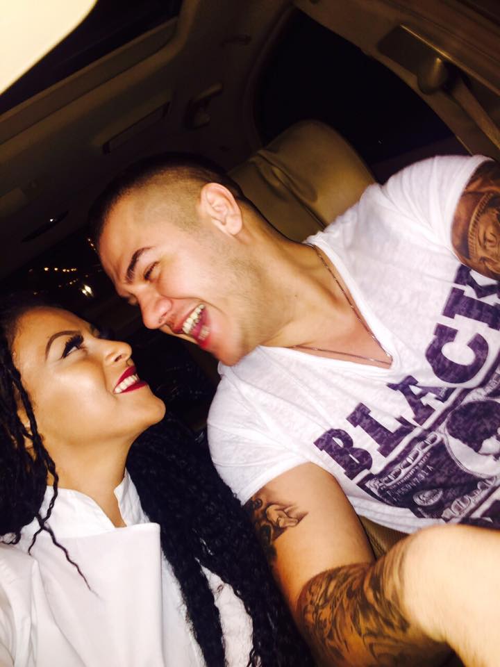 Dansatoarea de manele, alaturi de Spadafova, tatal copilului ei