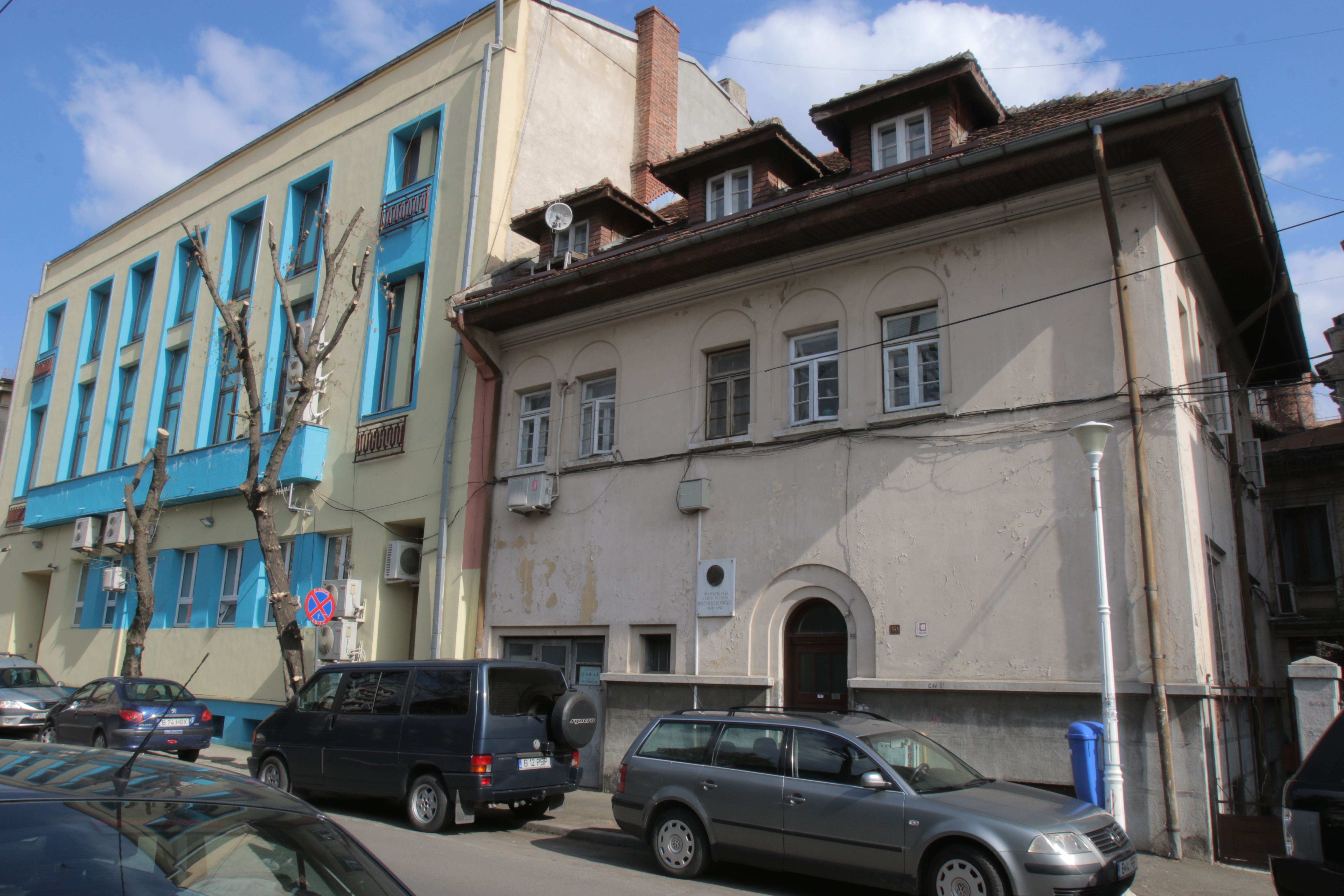Asa arata acum casa in care a locuit Mircea Vulcanescu