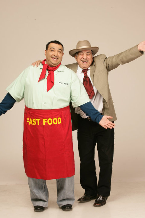 Vali, alaturi de Jean Constantin la o sedinta foto