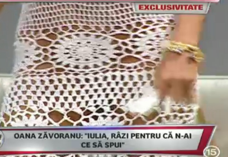 Oana Zavoranu a isit din platou si si-a dat jos chilotii