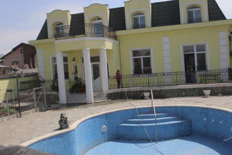 Apropiatii Marioarei s-au pus pe facut curatenie