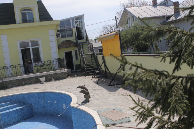 Apropiatii au plecat cu mai multe randuri de haine spre spitalul in care s-a stins Marioara Zavoranu