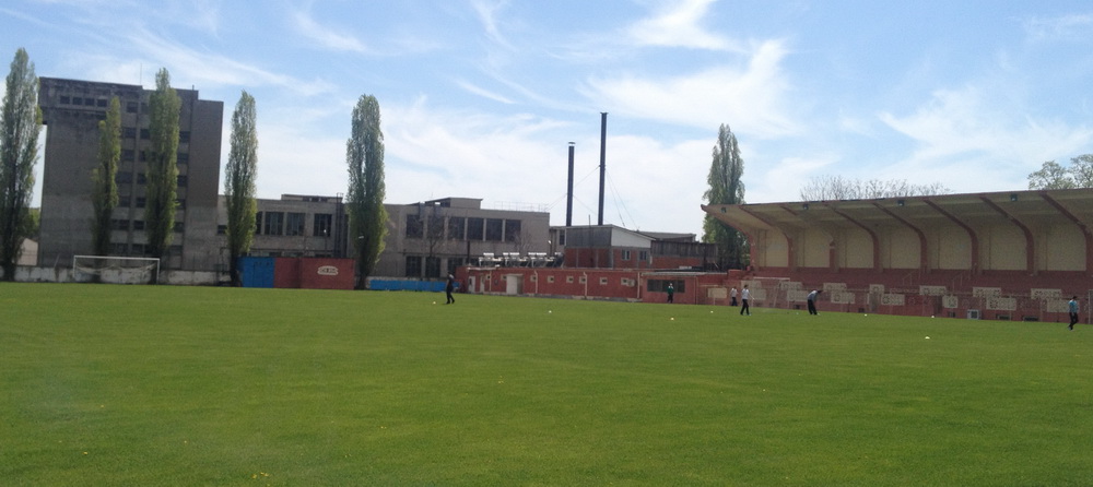 In trecut, pe stadionul din strada Veseliei a evoluat echipa secunda a formatiei Rapid