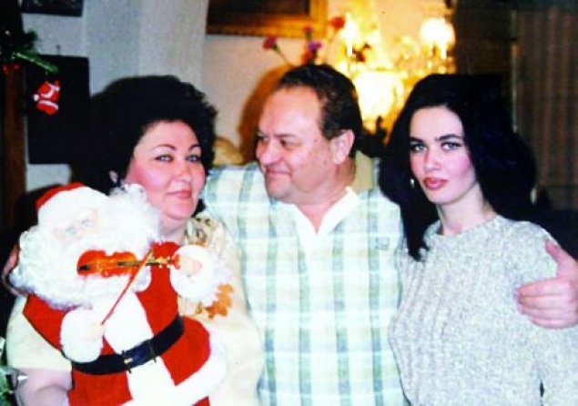 Oana, Marioara si Nicolae Zavoranu