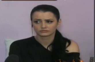 Sotia suparata a rabufnit cand a vazut filmarea