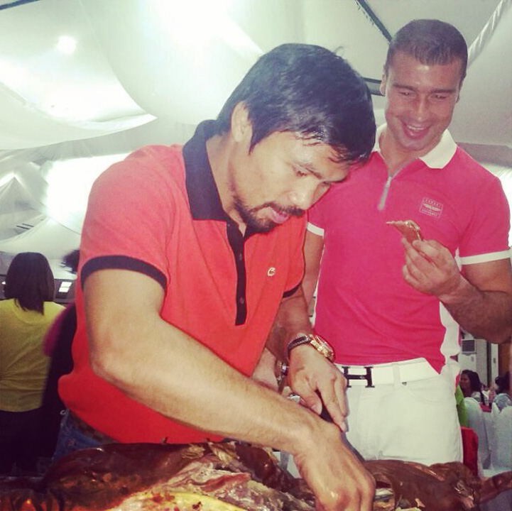 Bute si campionul filipinez s-au pregatit impreuna