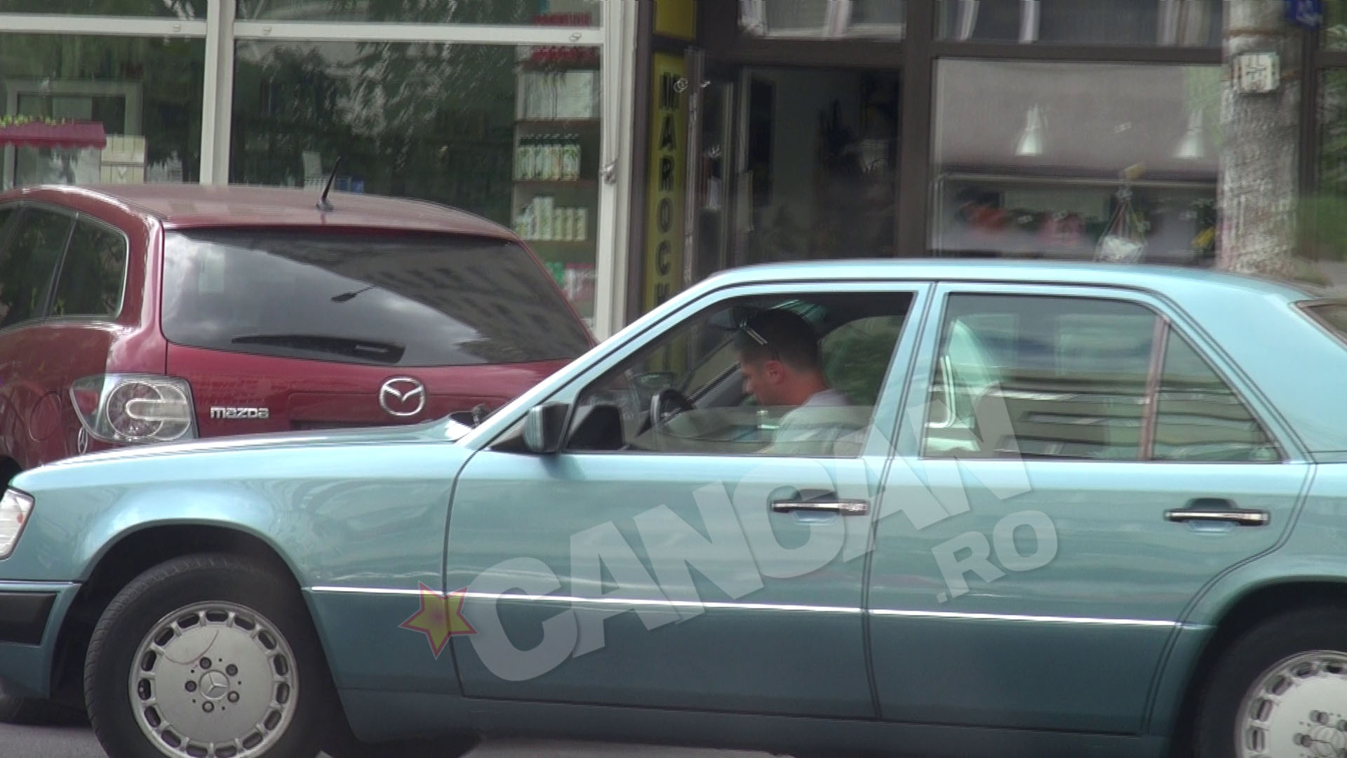 Actorul nu se poate desparti de masina sa