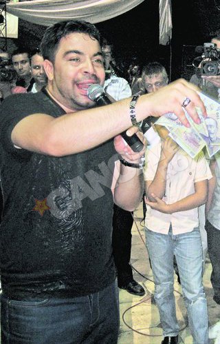 Salam primeste sute sau chiar mii de euro la o singura melodie